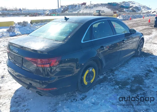 WAUENAF40JA210582: 44268610