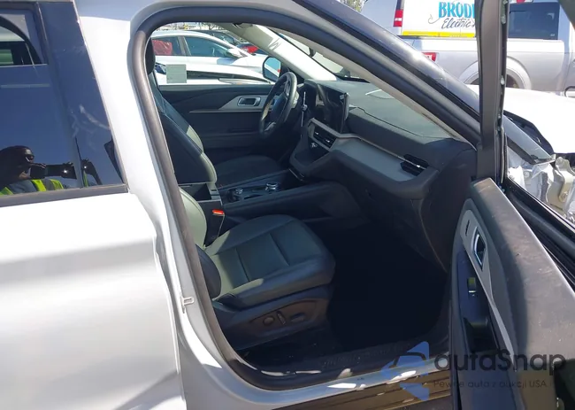 1FMUK7DH3SGC64520: 44268675