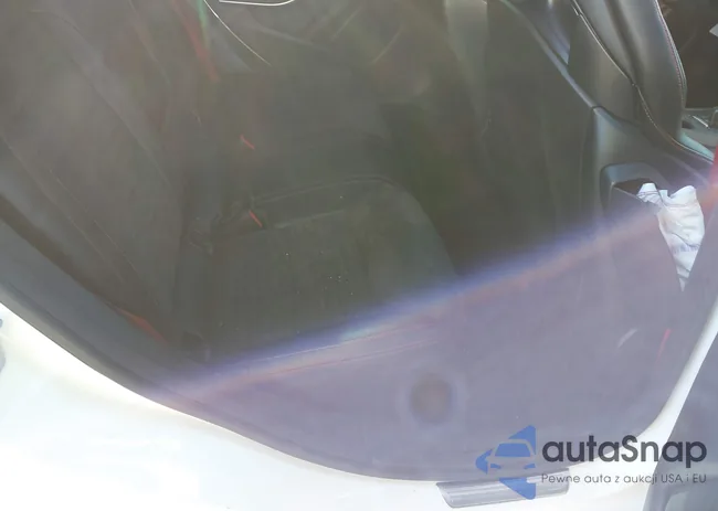 WDDSJ5CB1FN216389: 44268720