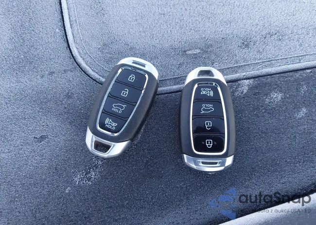 KM8K33A58LU408055: 44267727