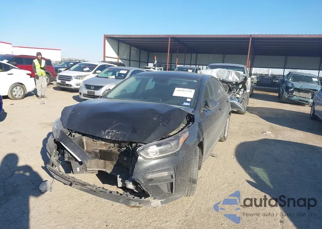 3KPF24AD9ME354321: 44267731