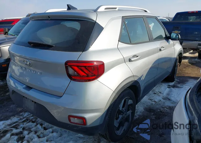 KMHRC8A33MU074139: 44267743