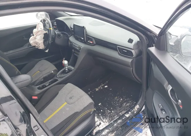 KMHTH6AB2KU009119: 44267768