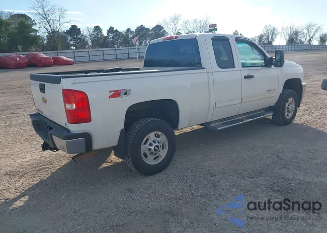 1GC2KXCG6CZ353167: 44267852