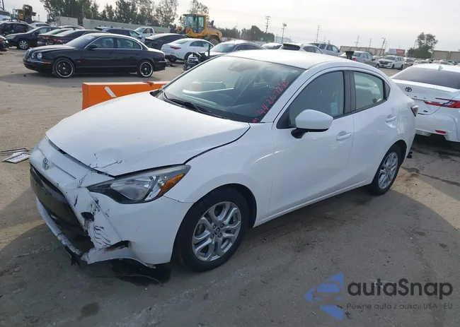 3MYDLBYV6HY182729: 44267883