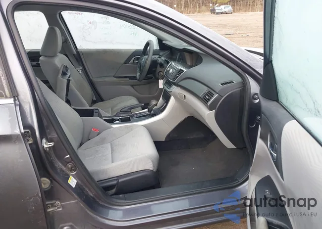 1HGCR2F32FA071205: 44267920