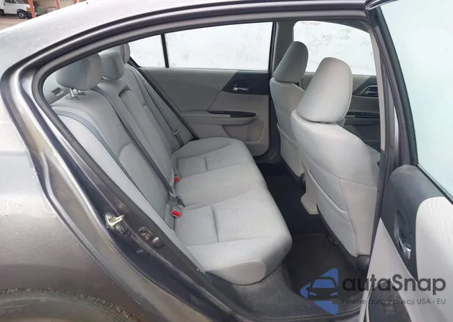 1HGCR2F32FA071205: 44267920