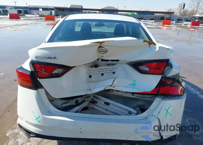 1N4BL4BV0MN413289: 44267939