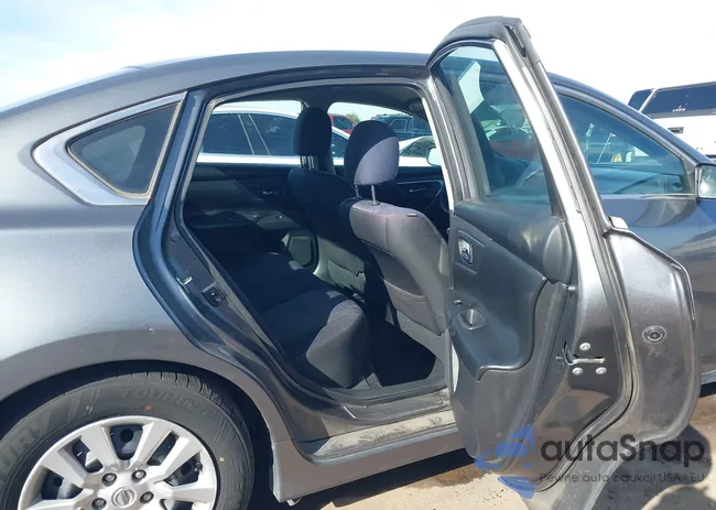 1N4AL3AP6GN362068: 44267974