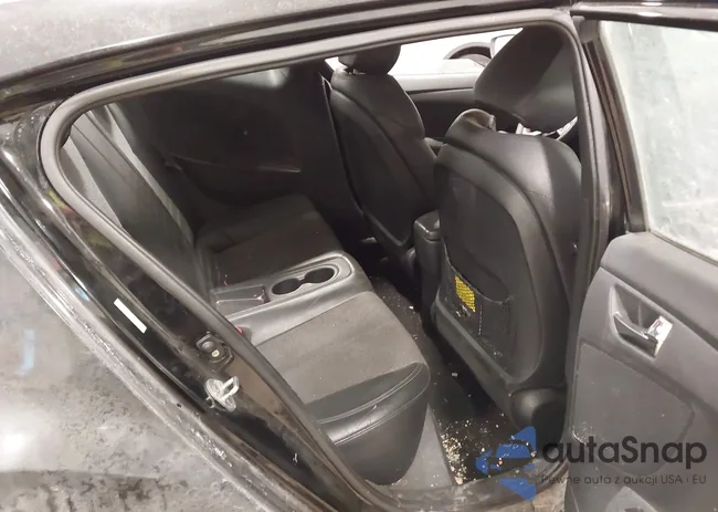 KMHTC6AD0CU058983: 44267994