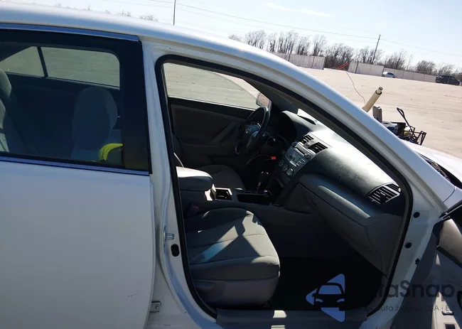 4T1BF3EK0BU674241: 44268018