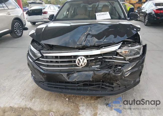 3VWE57BU5MM100403: 44268043