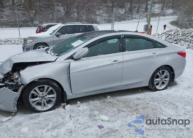 5NPEC4AC6DH795657: 44269125