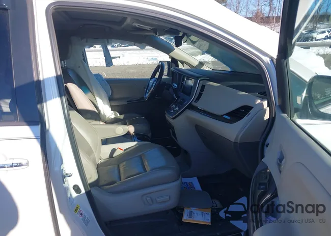 5TDDK3DC6GS134407: 44269156