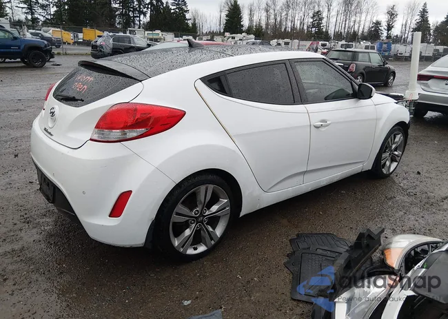 KMHTC6AD2DU157239: 44269174