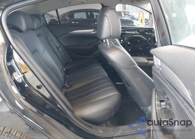 JM1GL1TY4M1603384: 44269272