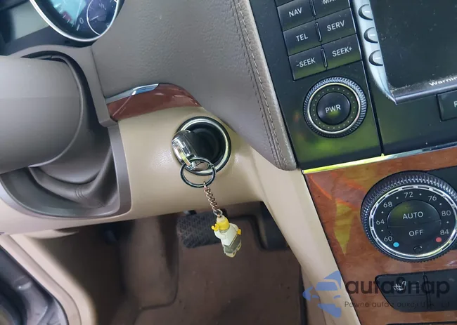 4JGBF71E77A160404: 44269350