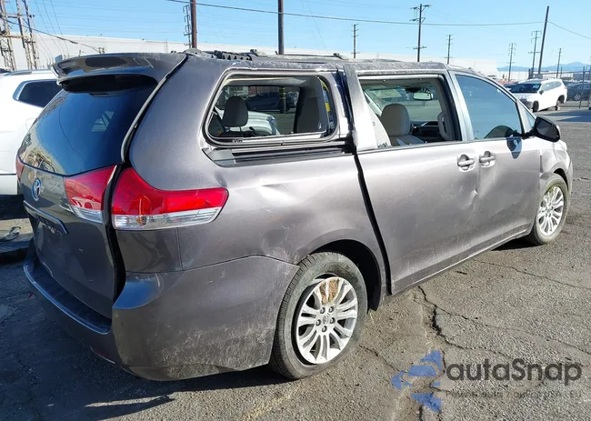 5TDYK3DC5ES488451: 44269371