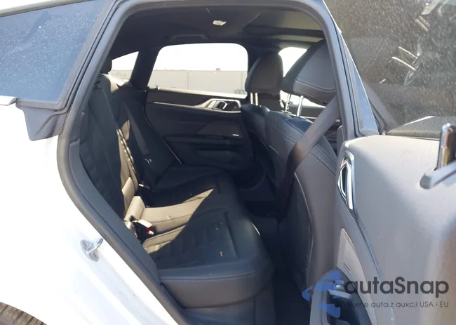 WBA33FB08SFV26457: 44269385