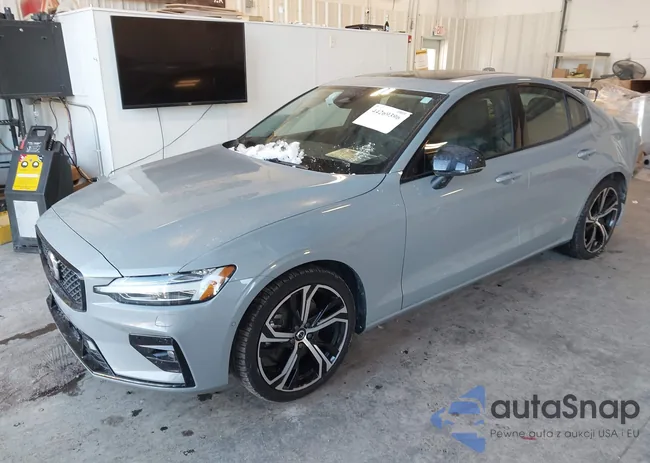 7JRL12TL7RG305108: 44269396