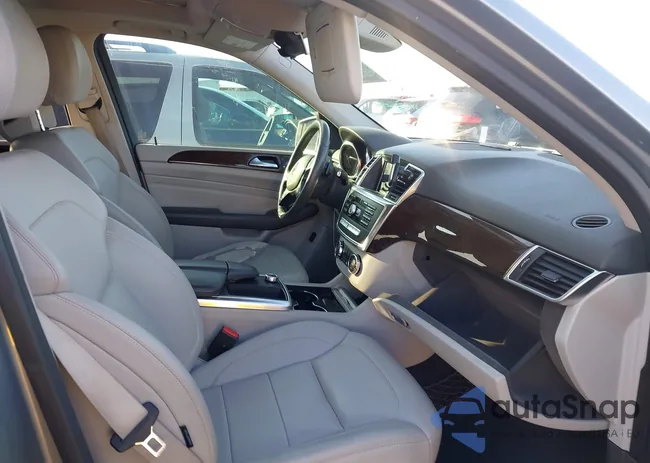 4JGDA5HB1CA025601: 44269500