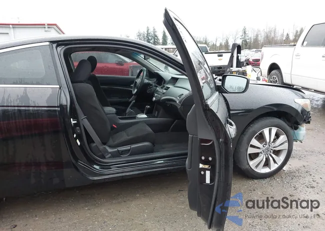 1HGCS1B72AA007715: 44269577