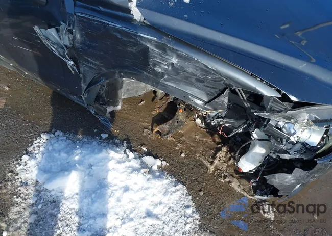 JM3KE4DY9E0425524: 44269611