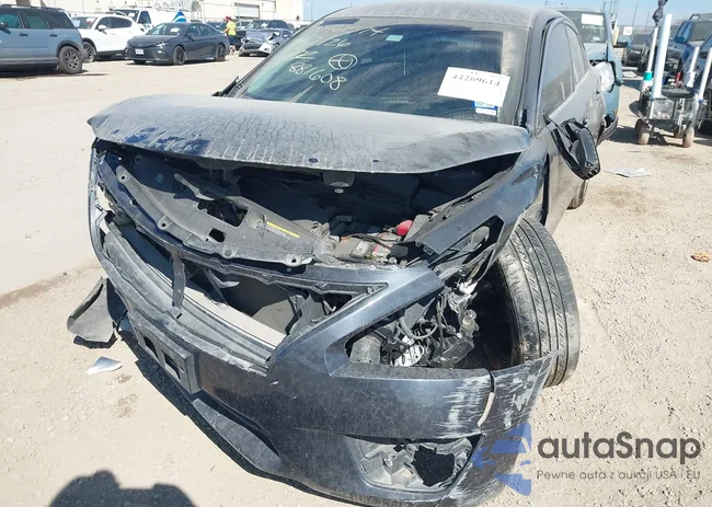 1N4AL3AP1FN881608: 44269614