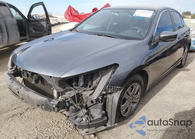 1HGCP2F45CA000526: 44269625