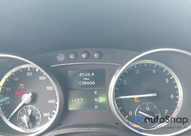 4JGBF7BE3CA798352: 44269711