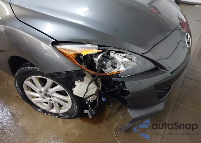 JM1BL1V79D1805085: 44268758