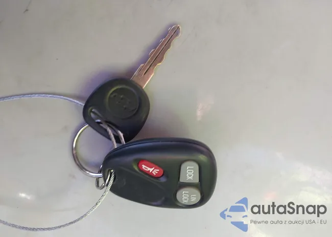 1GNEC13T8YJ209573: 44268786