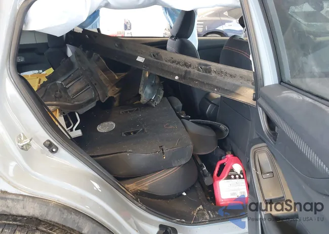 JF2GTAEC0K8304143: 44269022