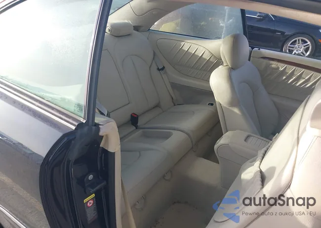 WDBTJ56H17F215817: 44269042