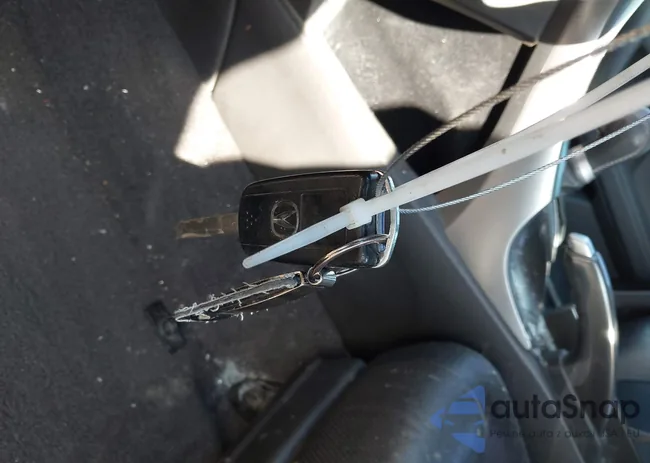 JH4CU2F68EC003662: 44270089