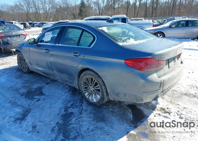 WBAJA7C57KWW49440: 44270127