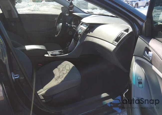 5NPEB4AC1CH385558: 44270279