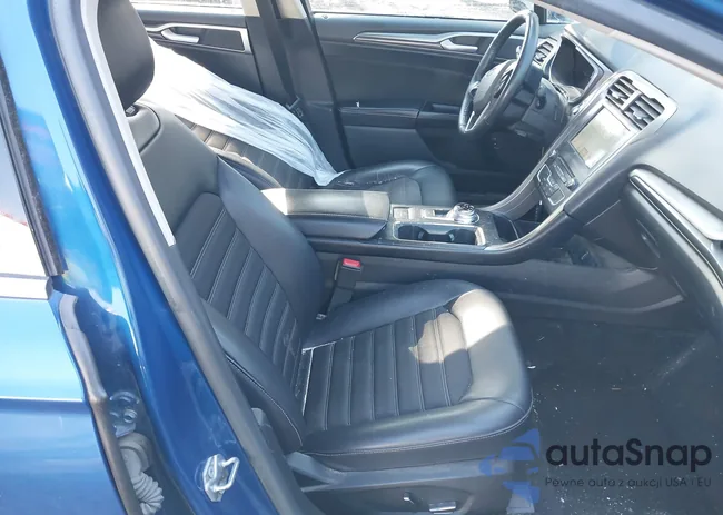 3FA6P0LU0HR160630: 44270280