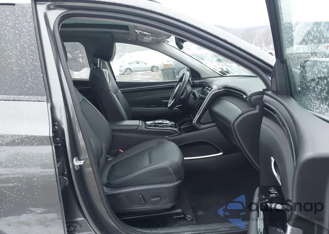 5NMJECAE2NH140897: 44270325