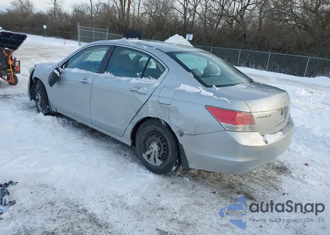 1HGCP2F37AA033242: 44270328