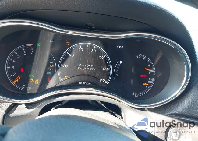 1C4RJFBG2EC196353: 44270338