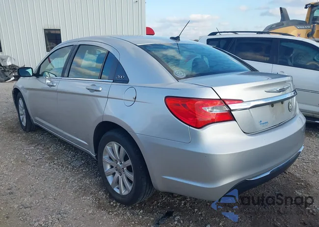 1C3BC1FB4BN576859: 44270487