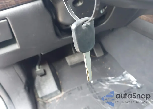 2HNYD2H22BH525210: 44270540