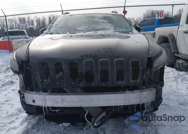 1C4PJMDX2JD541023: 44270545