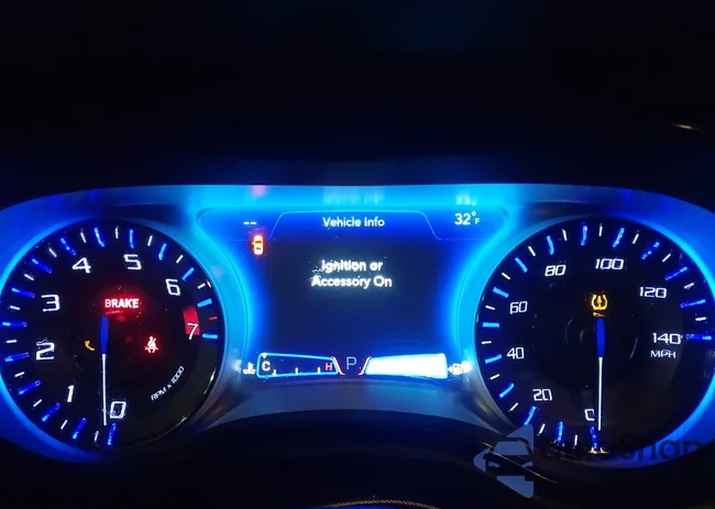 2C3CCAGG7KH605052: 44270622