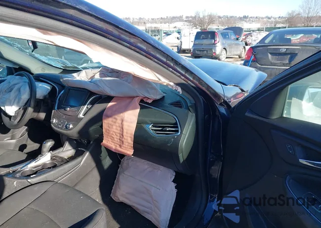 1G1ZE5ST3GF310141: 44270634