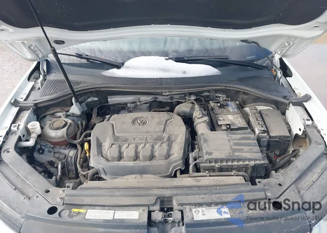 3VV2B7AX4JM044753: 44270651