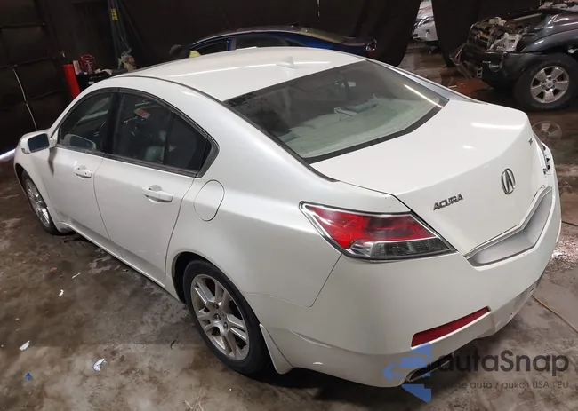 19UUA8F20AA001300: 44270656