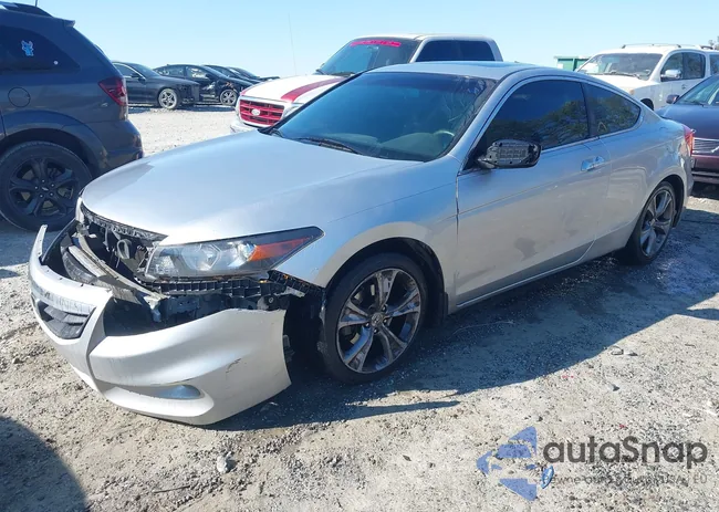 1HGCS2B86BA005692: 44269741