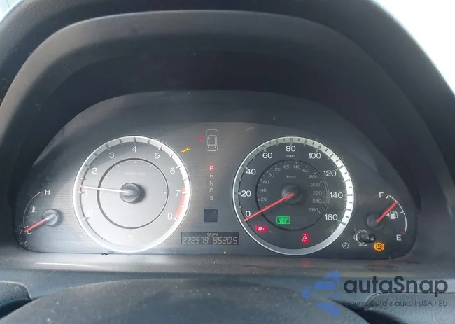 1HGCS2B86BA005692: 44269741